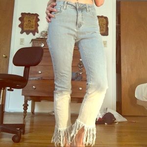Forever 21 bleached ankle frayed jeans size 24